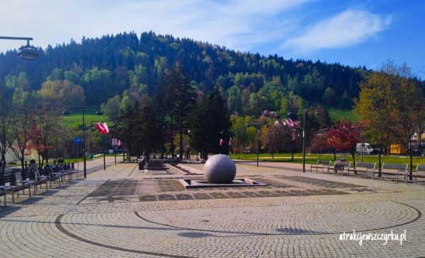 Plac św. Jakuba w Szczyrku