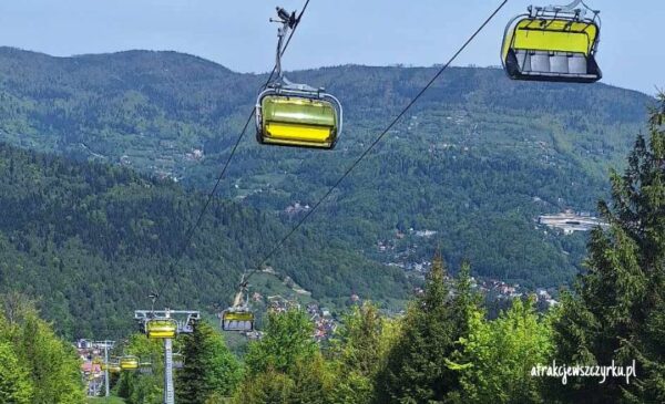 fot. Skrzyczne kolejka krzesełkowa w Szczyrku / atrakcjewszczyrku.pl